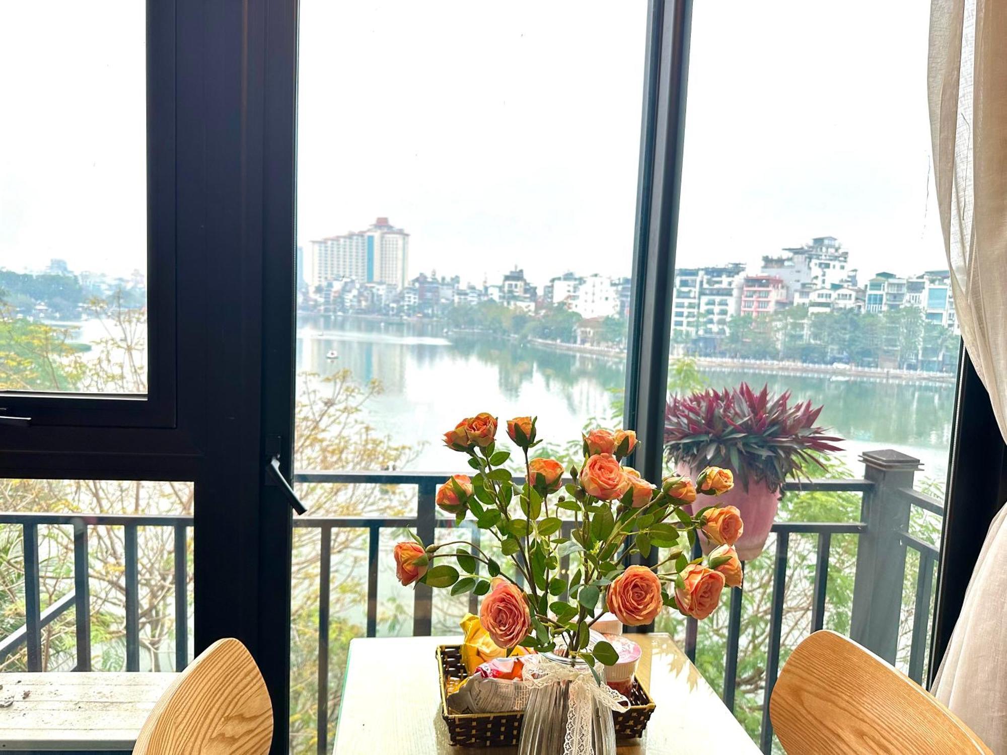 Windy Lakeview Studio Ha Noi Ханой Экстерьер фото