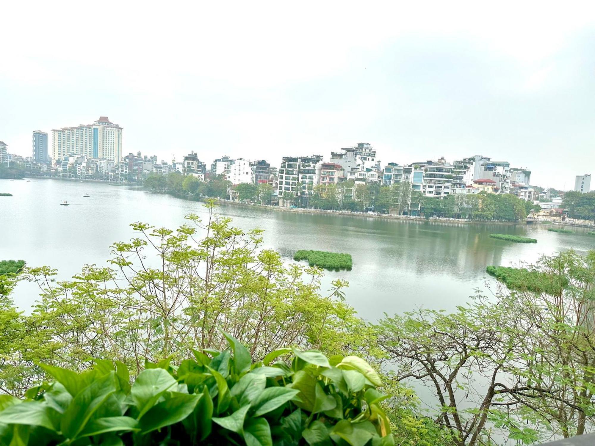 Windy Lakeview Studio Ha Noi Ханой Экстерьер фото