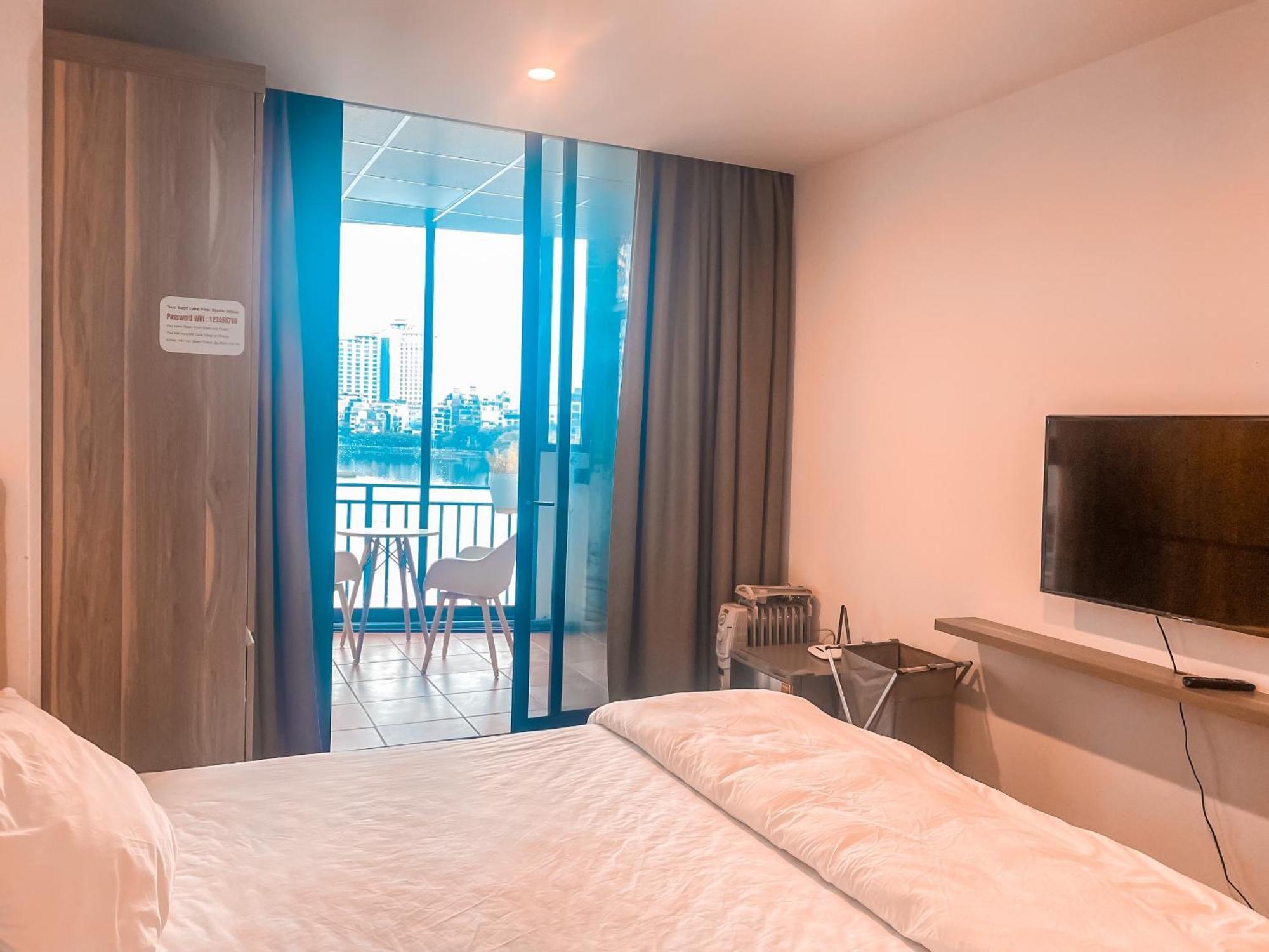 Windy Lakeview Studio Ha Noi Ханой Экстерьер фото